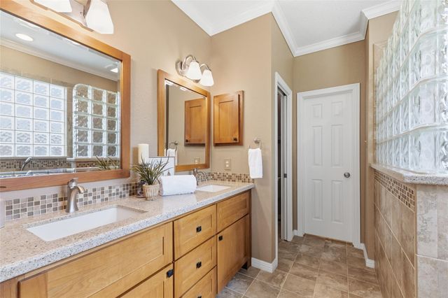 15314 Ledgewood Park Drive, Cypress, TX 77429
