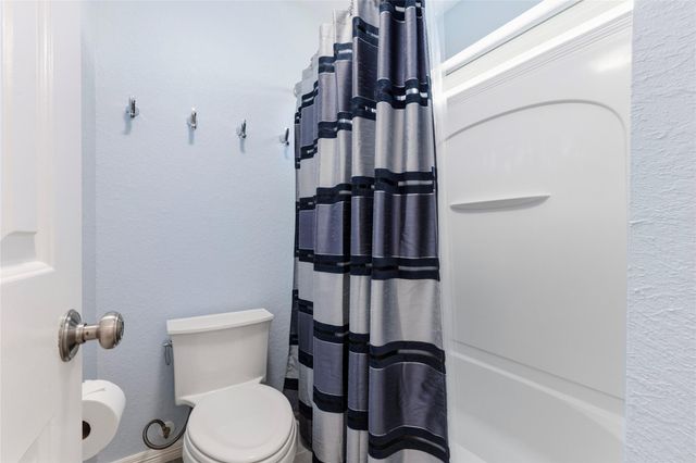 15314 Ledgewood Park Drive, Cypress, TX 77429