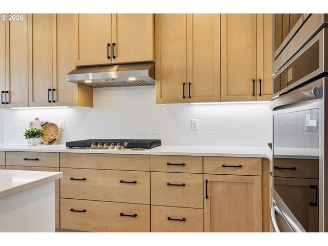 4721 Nw CAMAS MEADOWS Dr, Camas, WA 98607
