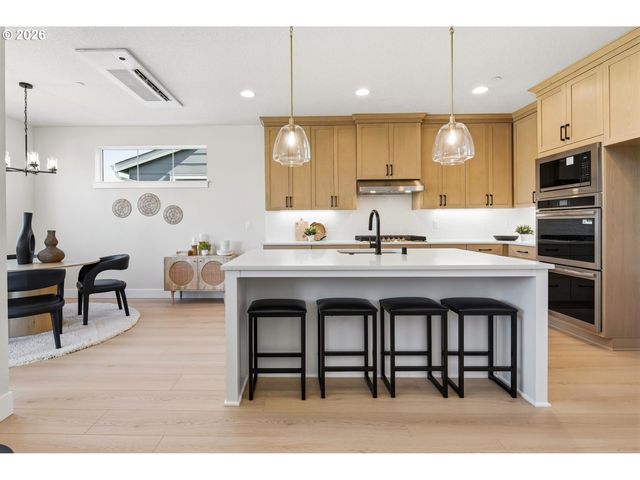 4721 Nw CAMAS MEADOWS Dr, Camas, WA 98607