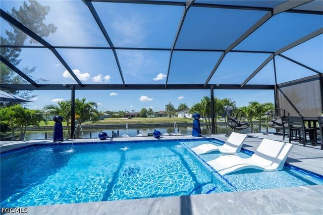 710 SW 12th TER, Cape Coral, FL 33991