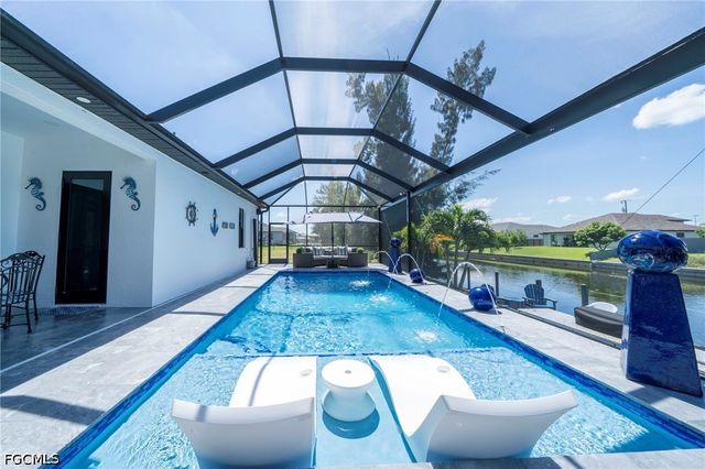 710 SW 12th TER, Cape Coral, FL 33991
