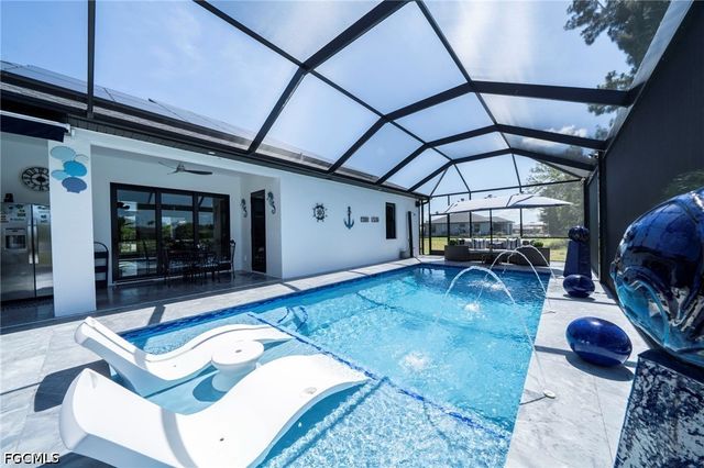 710 SW 12th TER, Cape Coral, FL 33991