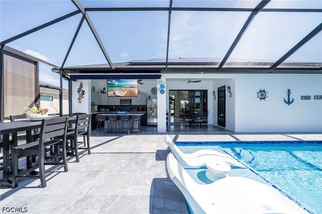 710 SW 12th TER, Cape Coral, FL 33991
