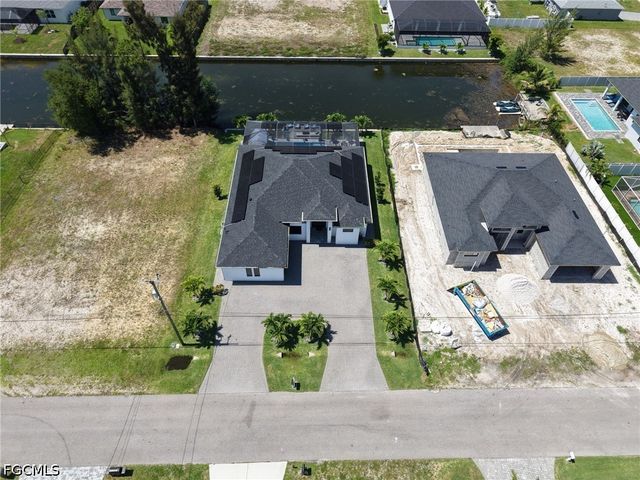710 SW 12th TER, Cape Coral, FL 33991