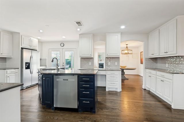 3581 Woodleigh Drive, Dallas, TX 75229