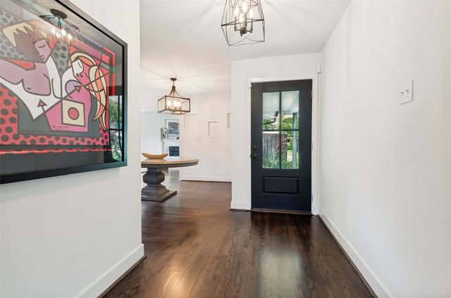 3581 Woodleigh Drive, Dallas, TX 75229