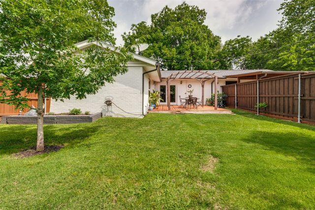 3581 Woodleigh Drive, Dallas, TX 75229