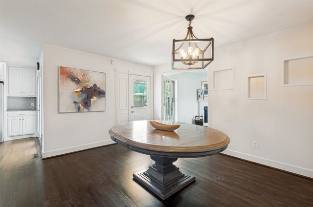 3581 Woodleigh Drive, Dallas, TX 75229
