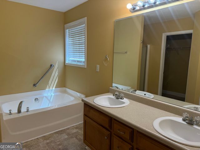 429 Jasmine Circle, Lagrange, GA 30241