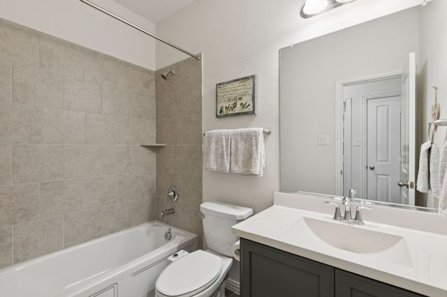 1353 Lake Grove Drive, Little Elm, TX 75068