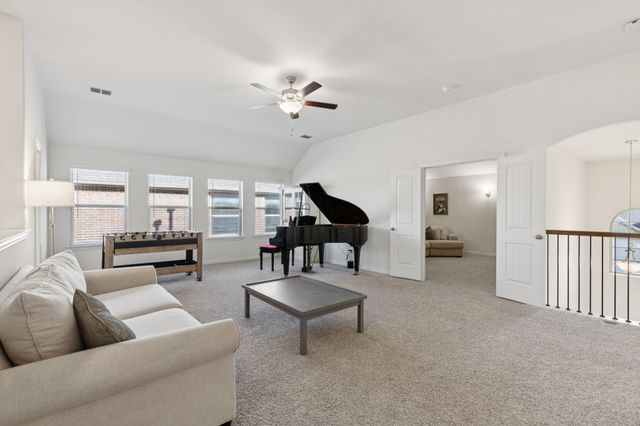 1353 Lake Grove Drive, Little Elm, TX 75068