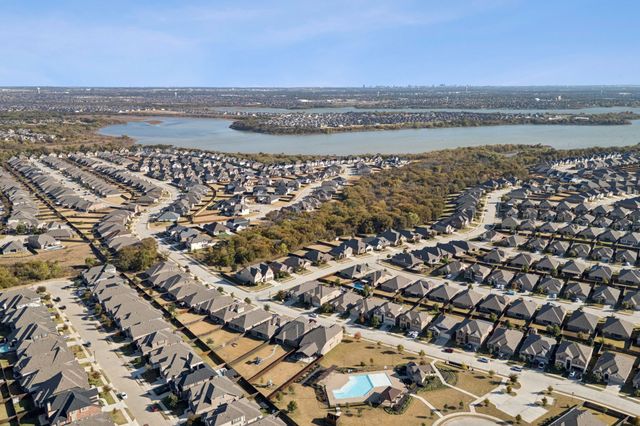 1353 Lake Grove Drive, Little Elm, TX 75068