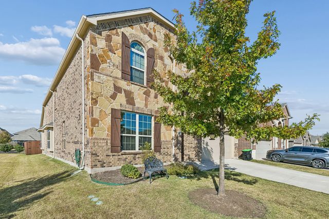 1353 Lake Grove Drive, Little Elm, TX 75068