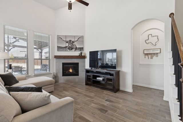 1353 Lake Grove Drive, Little Elm, TX 75068