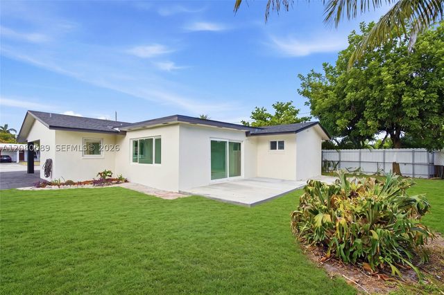 824 NW 29th Ct, Wilton Manors, FL 33311