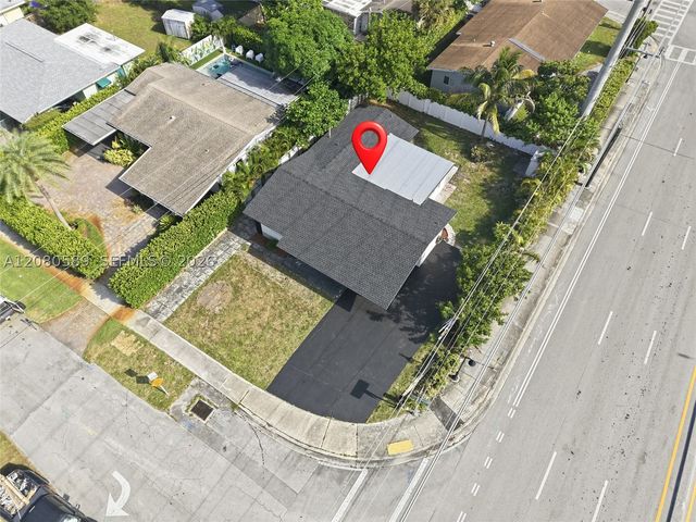 824 NW 29th Ct, Wilton Manors, FL 33311