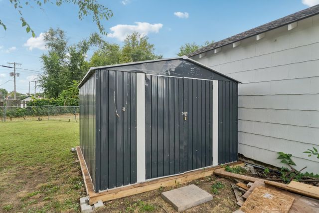 333 E Kelly Ave, Augusta, KS 67010