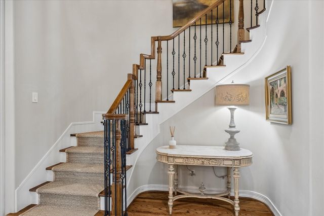 802 Anderson Street, Bellaire, TX 77401