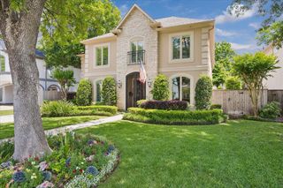 802 Anderson Street, Bellaire, TX 77401