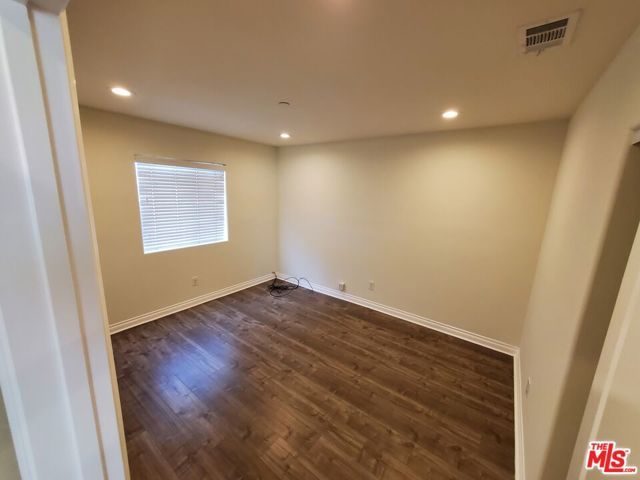 2227 Hauser Boulevard, Los Angeles, CA 90016