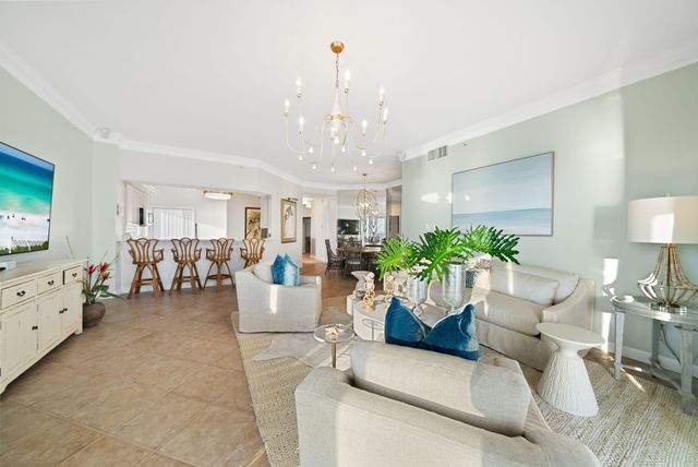 8601 W Surf 15 Drive 15w, Panama City Beach, FL 32408