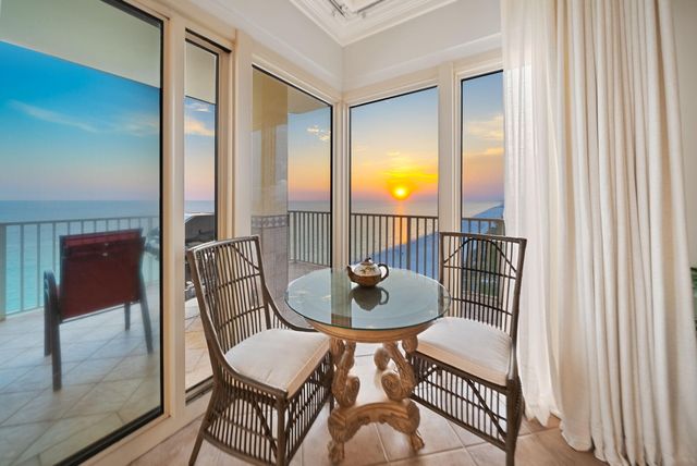 8601 W Surf 15 Drive 15w, Panama City Beach, FL 32408