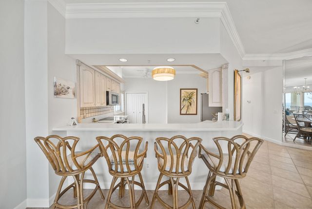 8601 W Surf 15 Drive 15w, Panama City Beach, FL 32408