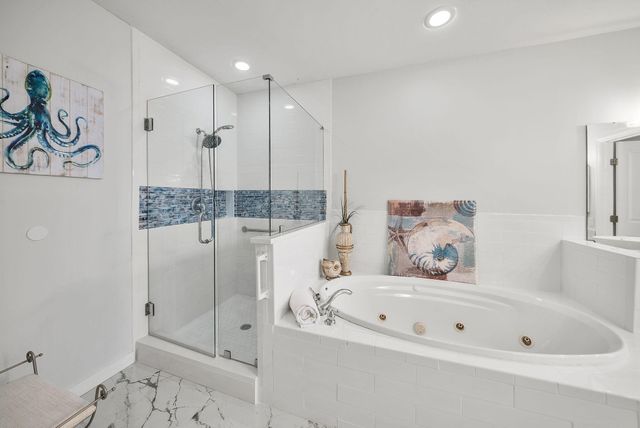 8601 W Surf 15 Drive 15w, Panama City Beach, FL 32408