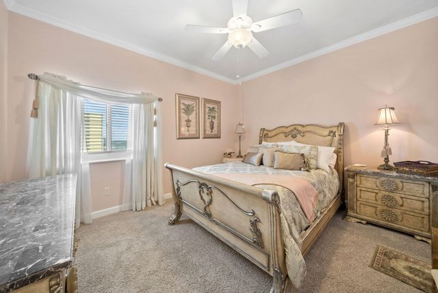 8601 W Surf 15 Drive 15w, Panama City Beach, FL 32408