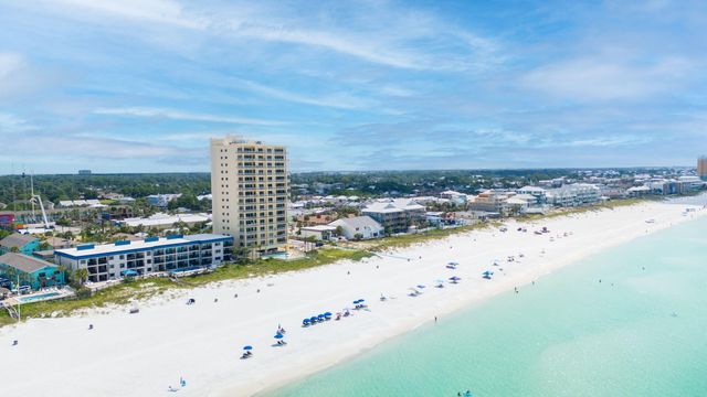 8601 W Surf 15 Drive 15w, Panama City Beach, FL 32408