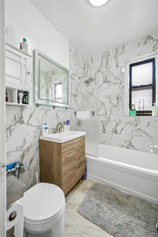 35-20 73rd Street 6R, Jackson Heights, NY 11372