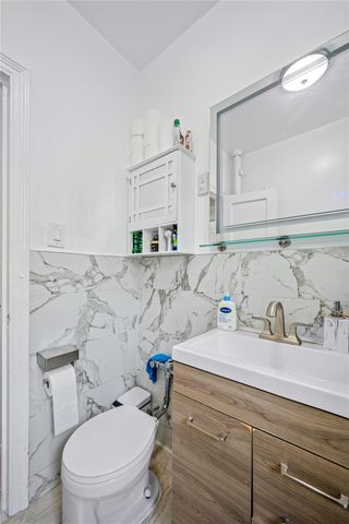 35-20 73rd Street 6R, Jackson Heights, NY 11372