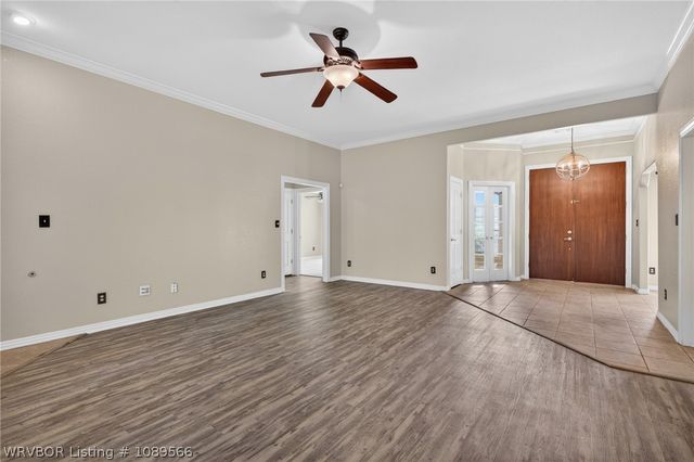 2117 Parkway Circle, Van Buren, AR 72956