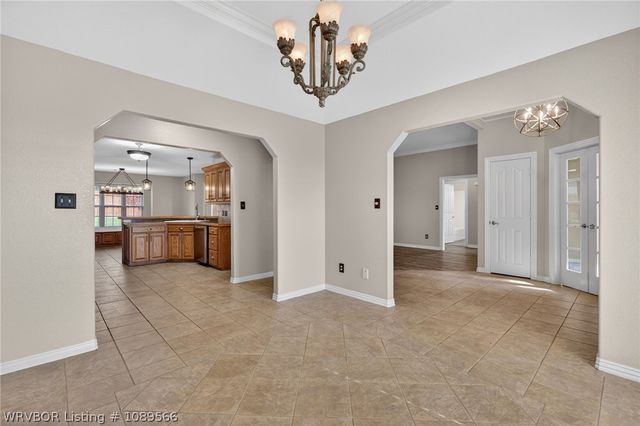2117 Parkway Circle, Van Buren, AR 72956