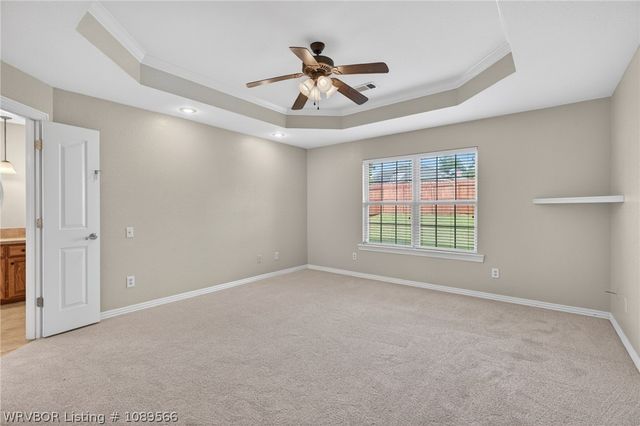 2117 Parkway Circle, Van Buren, AR 72956