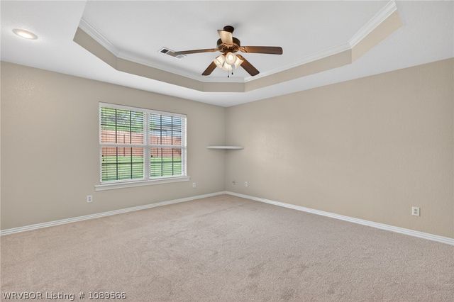 2117 Parkway Circle, Van Buren, AR 72956