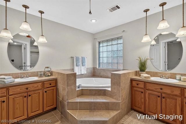 2117 Parkway Circle, Van Buren, AR 72956