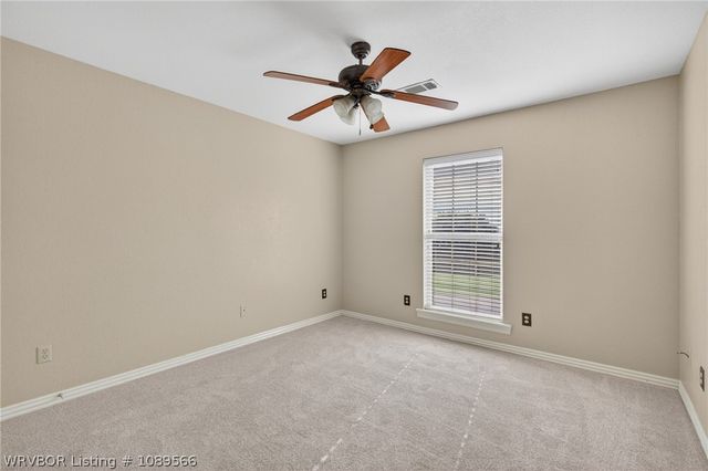 2117 Parkway Circle, Van Buren, AR 72956