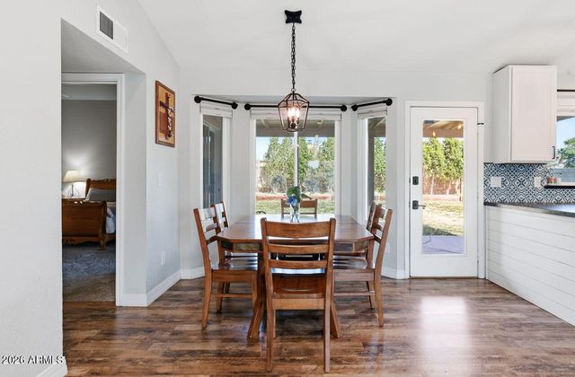 6016 W KINGS Avenue, Glendale, AZ 85306