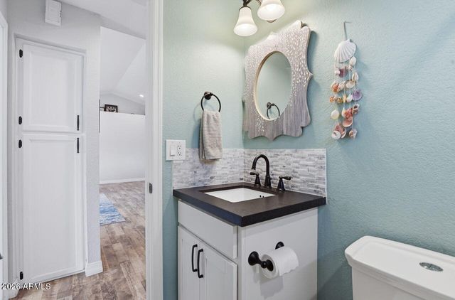 6016 W KINGS Avenue, Glendale, AZ 85306