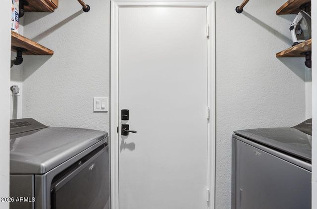 6016 W KINGS Avenue, Glendale, AZ 85306