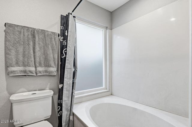 6016 W KINGS Avenue, Glendale, AZ 85306