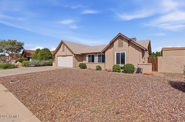 6016 W KINGS Avenue, Glendale, AZ 85306