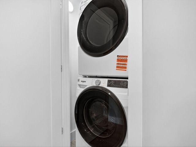 551 E 7th St 1, Boston, MA 02127