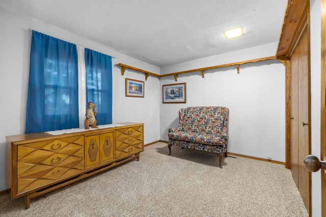 1410 1ST ST NE, Minot, ND 58701