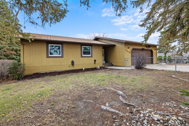 1410 1ST ST NE, Minot, ND 58701