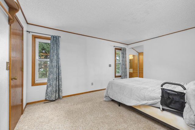 1410 1ST ST NE, Minot, ND 58701