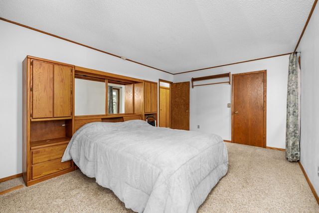 1410 1ST ST NE, Minot, ND 58701