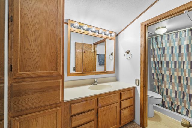 1410 1ST ST NE, Minot, ND 58701